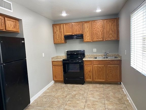 2nd image of 2110 W Mariposa St #Mari2110-1