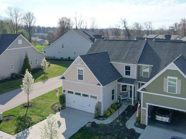 3214 Old Mill Dr, Cuyahoga Falls, OH 44223
