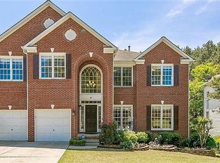 466 Pomarine Cir, Peachtree Corners, GA 30092