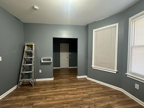 4th image of 135 Norwood St Floor 2