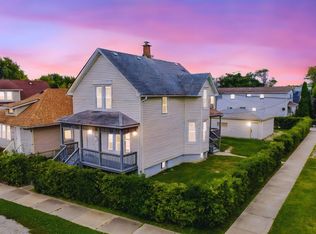 2823 Broadway St, Blue Island, IL 60406