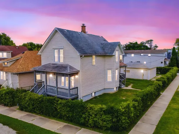 2823 Broadway St, Blue Island, IL 60406