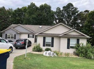 577 Gold Dust Dr, Mount Vernon, KY 40456