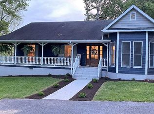 811 Cherokee Dr, Middlesboro, KY 40965