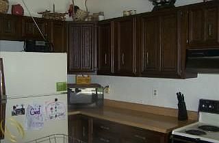 3rd image of 270 E Canyon Dr