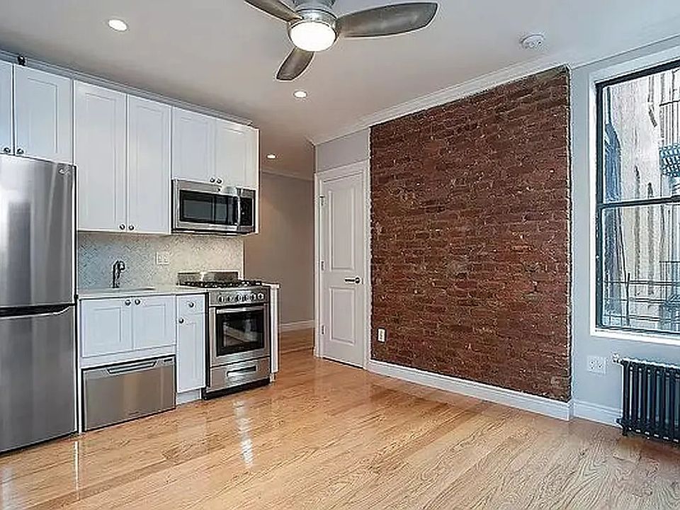 1st image of 202 S 2nd St APT 21
