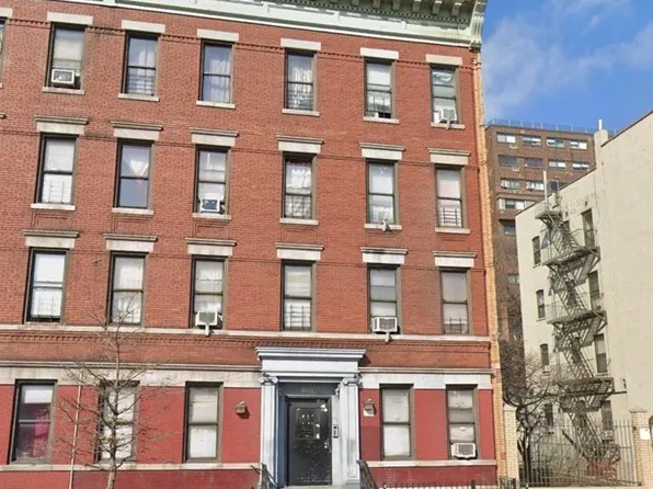 2089 Webster Avenue image 1 of 1