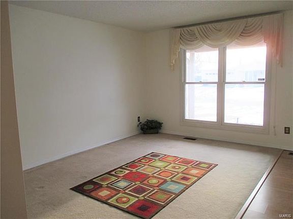 Lots of light with ceiling to floor windows.