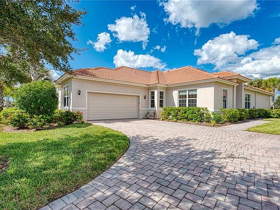 2nd image of 13145 Creekside Ln