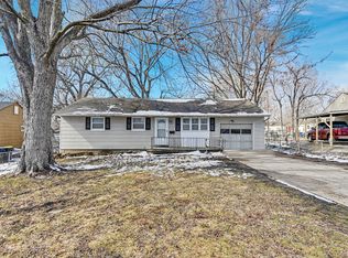 8602 Crystal Ave, Kansas City, MO 64138