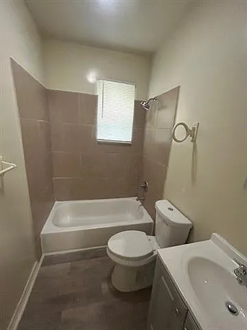 3511 S Miro St — Photo 5