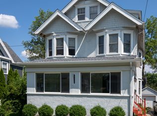 28 N Hillside Ave, Chatham, NJ 07928