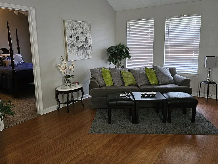 99 Harmony Dr W — Photo 8