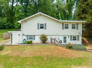 156 Outer Dr, Oak Ridge, TN 37830