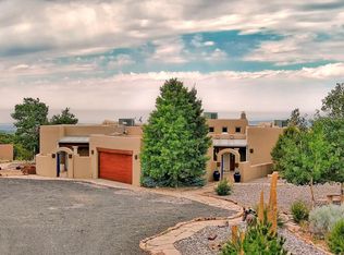 11 Rebecca Ln, Santa Fe, NM 87505