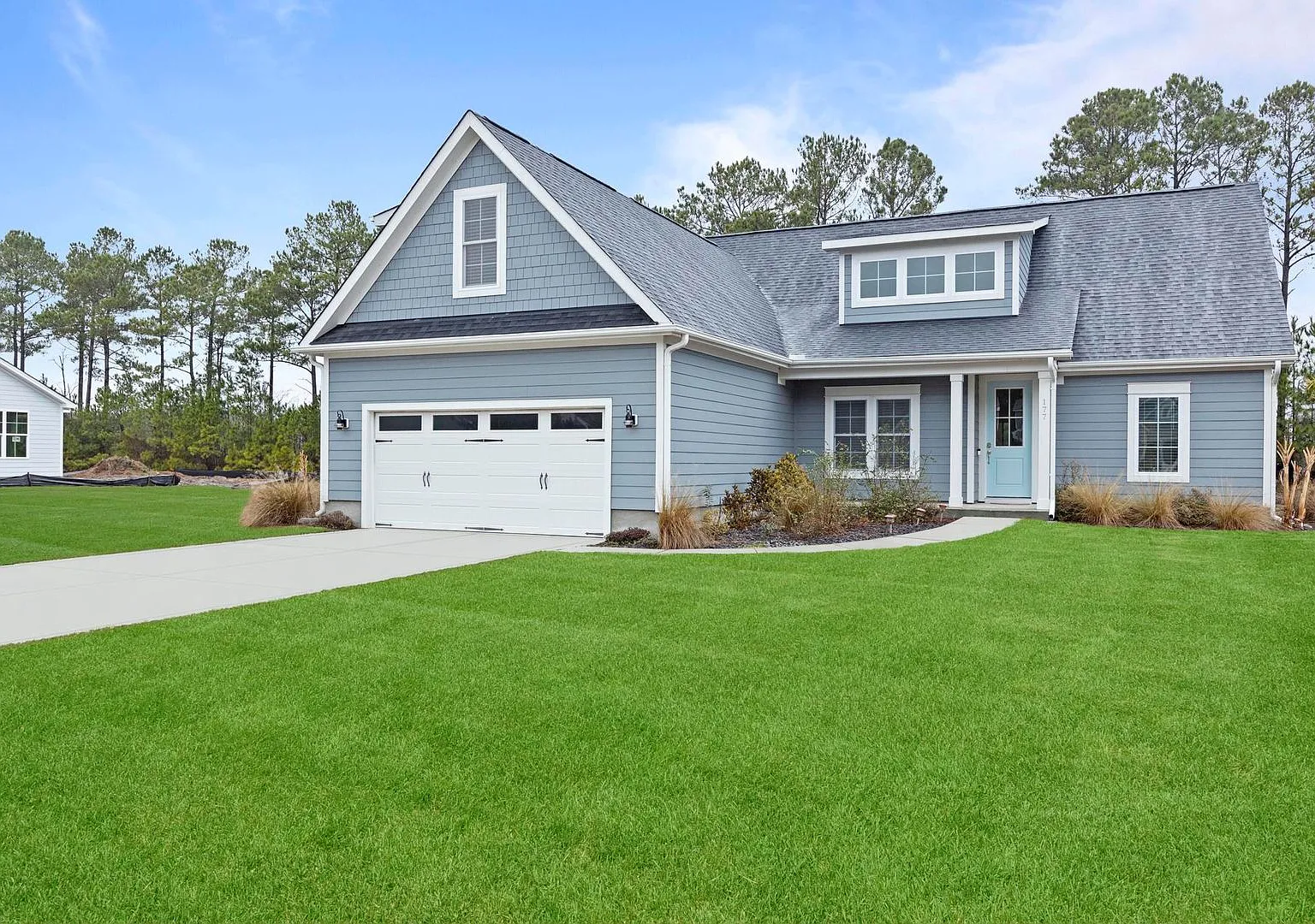 Beautiful Home Available with Tons of Upgrades! — Photo 1