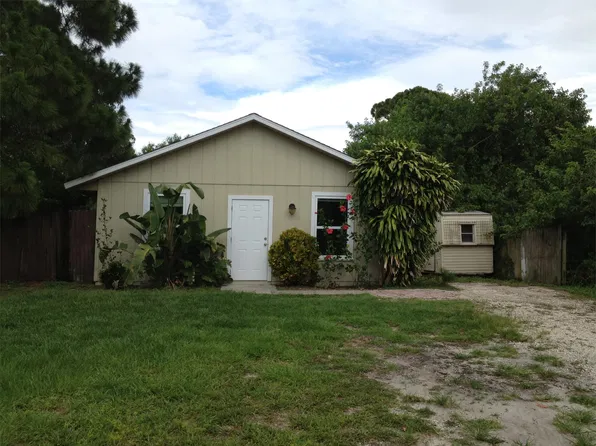 1320 18th Ave SW, Vero Beach, FL 32962