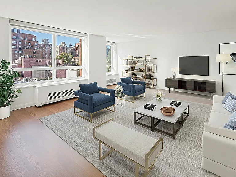 200 E 94th St #708 — Photo 5