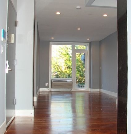 2nd image of 21-34 Broadway #5H
