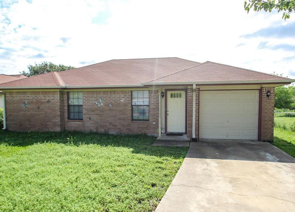 1st image of 2210 Jerome Dr