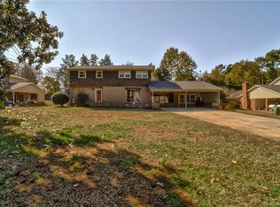 1203 Crestfield Dr, Lancaster, SC 29720