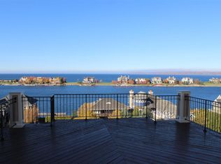 4068 Harborview Rdg, Petoskey, MI 49770