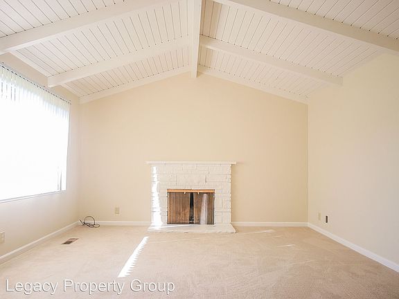 5th image of 620 Nello Dr APT 1