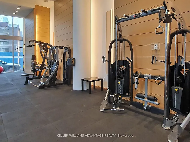 29 Queens Quay E #401 — Photo 32