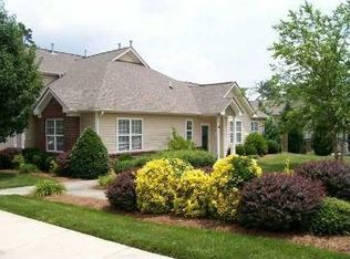 2910 Andover Glen Rd, Raleigh, NC 27604