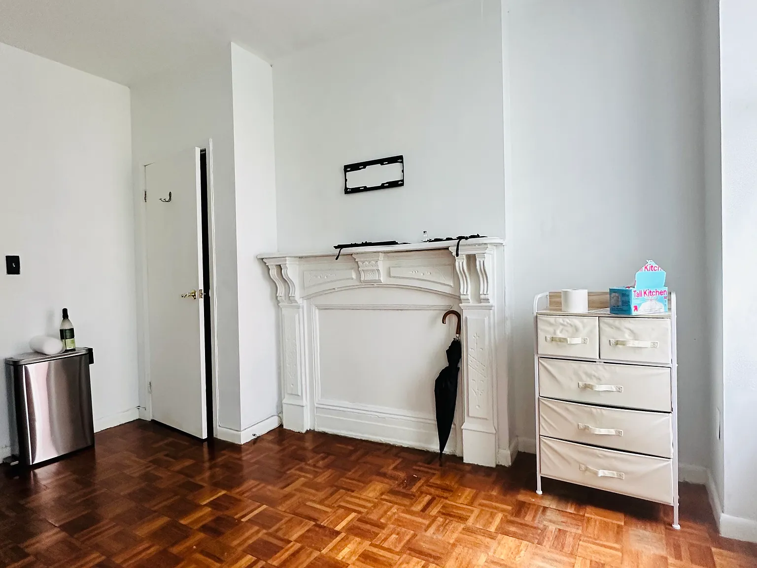 424 East 66th Street — Photo 2