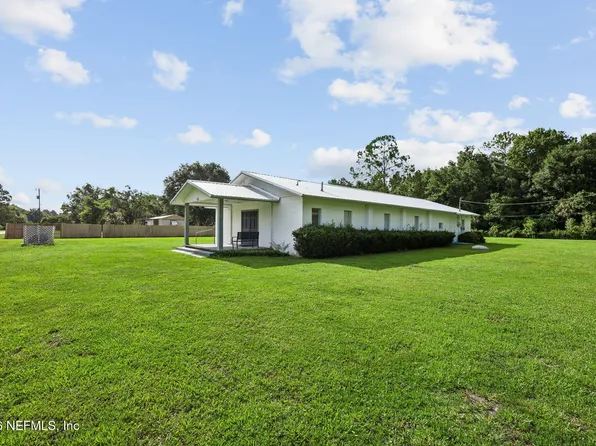 101 SESAME Street, Palatka, FL 32189