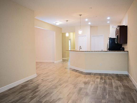 2nd image of 6210 Ingalls St