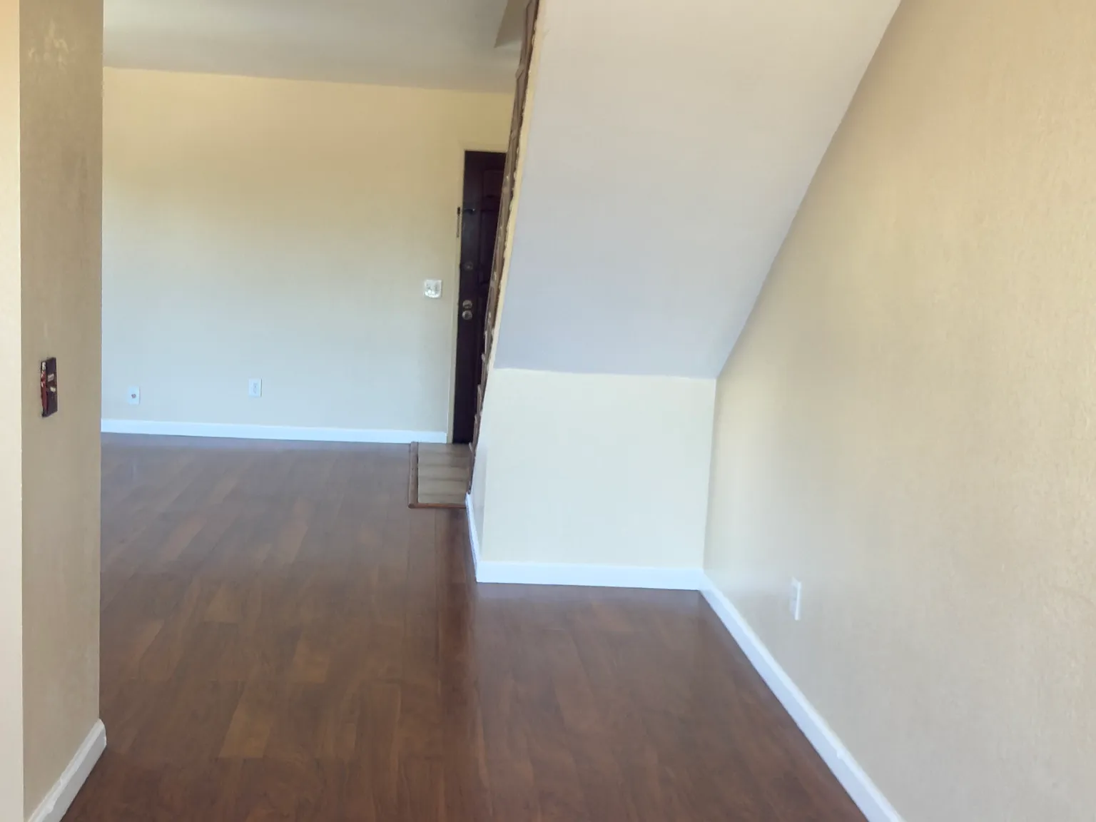 2 bed, 1.5 bath, 1120 sqft, $2,650 — Photo 3