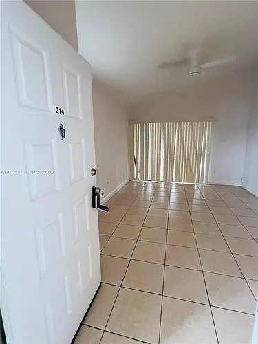 2880 N Oakland Forest Dr Photo 1