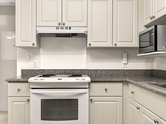 2nd image of 801 South St #912-1