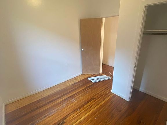 2nd image of 2116 Daly Ave #D4