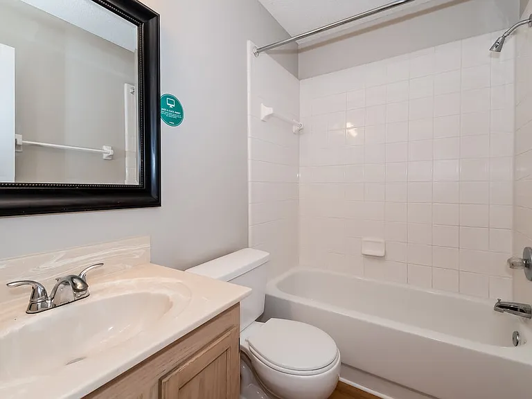 1826 Ashmore Green Dr — Photo 15