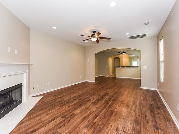 3rd image of 1508 Bending River Dr