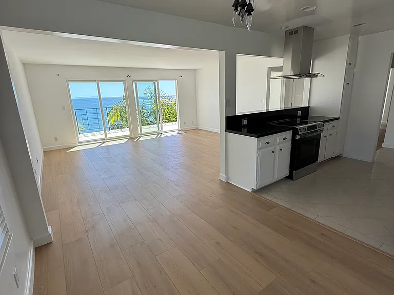 18139 Coastline Dr #1 — Photo 8