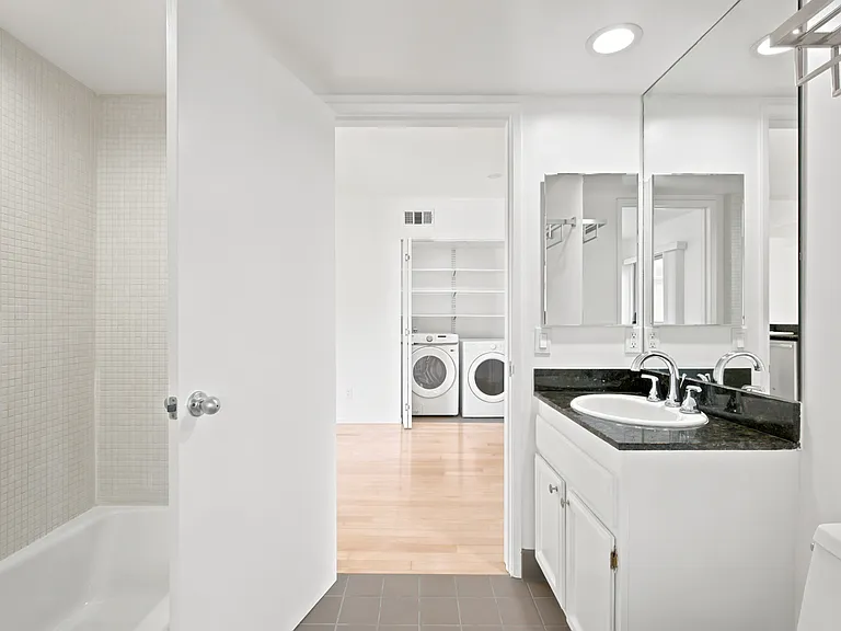 4111 Tujunga Ave #24 — Photo 13