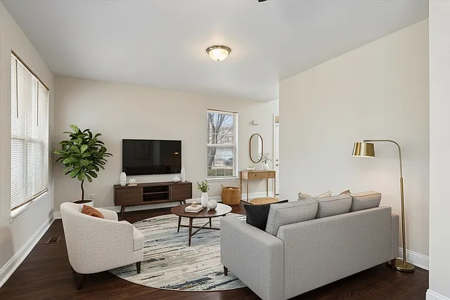 2156 Sunrise Cir #2156 — Photo 4