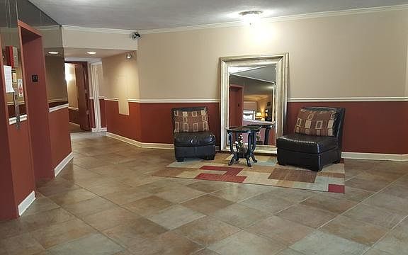 2nd image of 140 W Wood St Unit 102