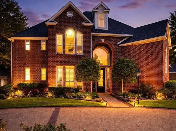 14122 Champion Village Dr, Houston, TX 77069