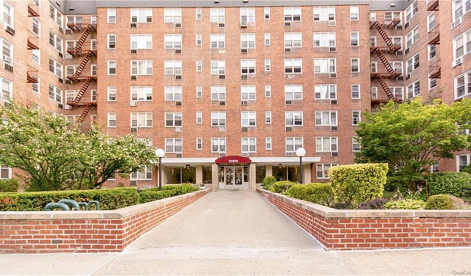1st image of 1 Sadore Ln APT 3O