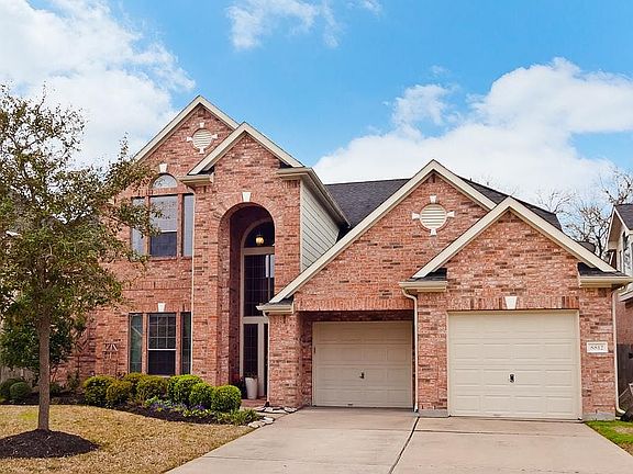Beautiful Curb appeal with fresh landscaping