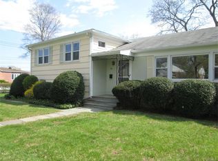 90 Dearborn Ave, Rye, NY 10580