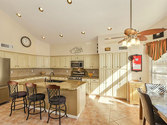 5th image of 1205 W Park Ave