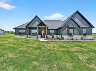 421 Schneider Rd, Sherman, TX 75090