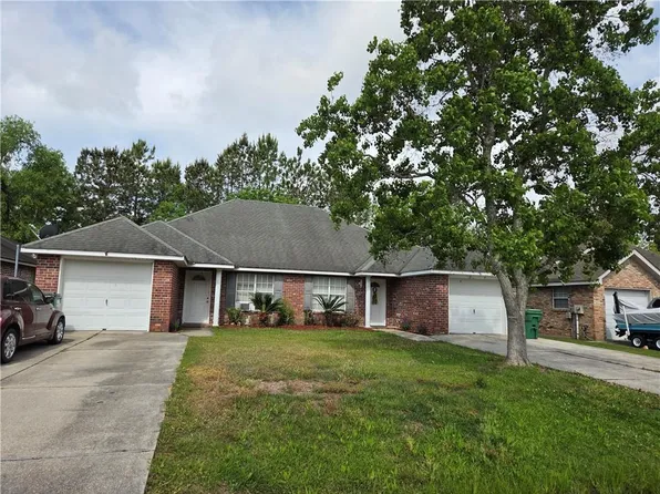 149-155 Remmy Ct, Mandeville, LA 70448