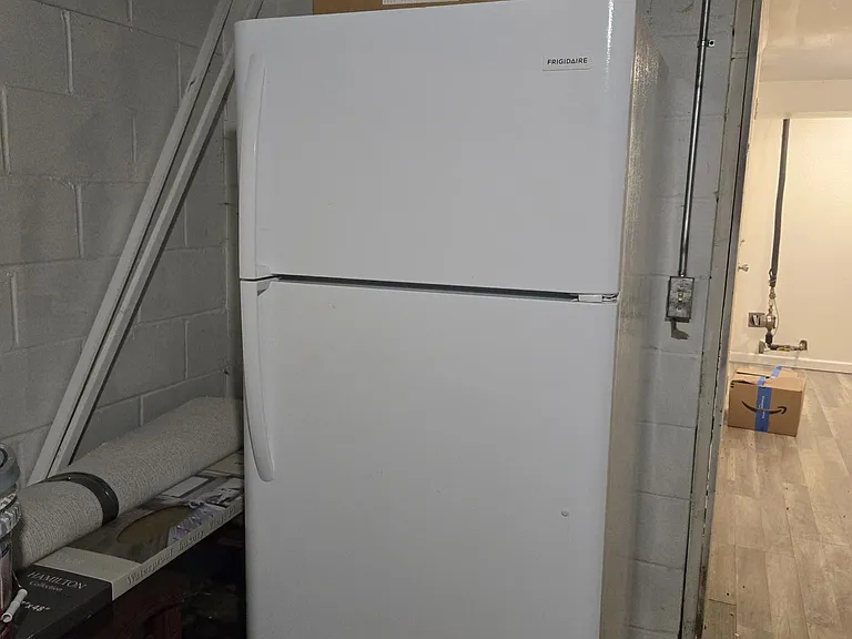 Fridge